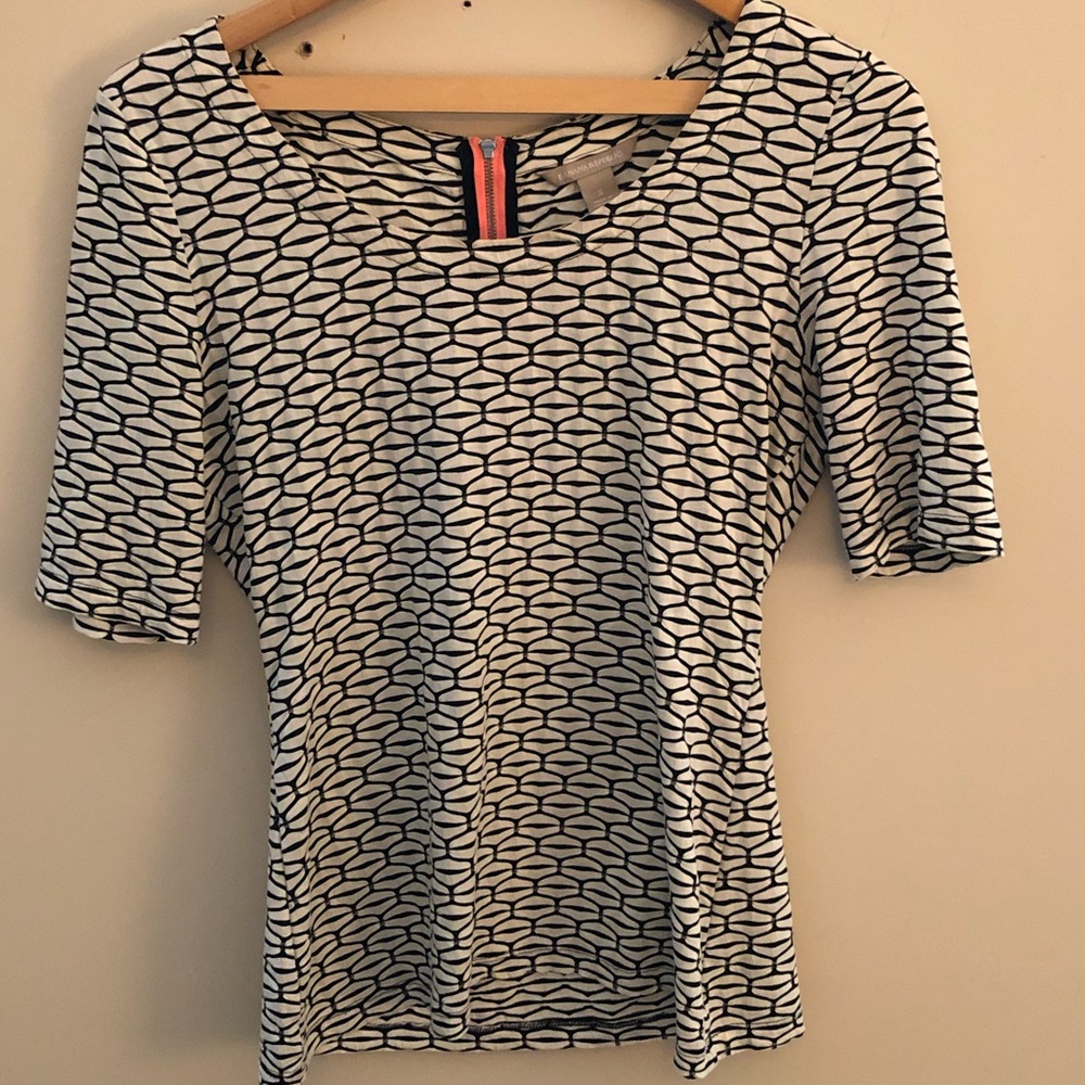 Black and ivory patterned top